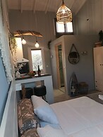 Boho Sisi Resort - Poolside Oasis Garden Vibes