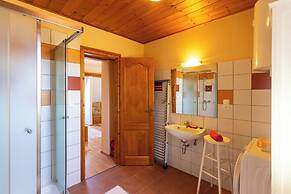 Lakeside Serenity House