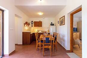 Lakeside Serenity House