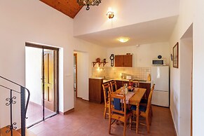 Lakeside Serenity House