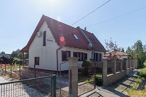 Lakeside Serenity House