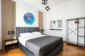 Helios Apartment by A&A Residencies