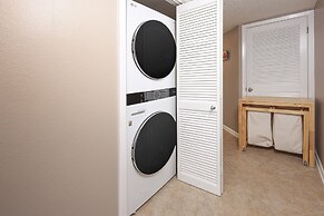 Phoenix East 2 2074 2 Bedroom Condo