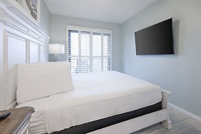 Phoenix East 2 2124 2 Bedroom Condo