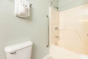 Phoenix East 2 2124 2 Bedroom Condo