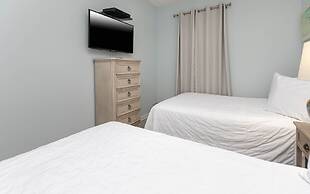 Phoenix East 1106 3 Bedroom Condo