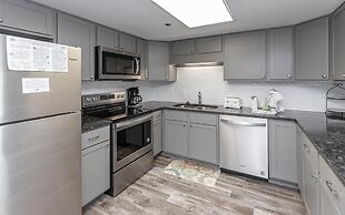 Phoenix East 706 3 Bedroom Condo