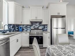 The Blue Flower 2 Bedroom Home