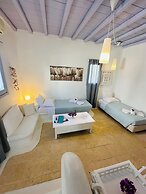 Mimoza Collection suites