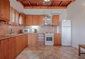 Teacher Cottage in Agia Triada