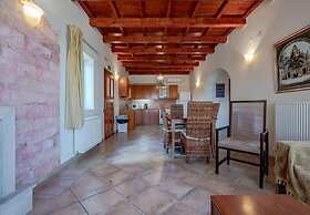 Teacher Cottage in Agia Triada