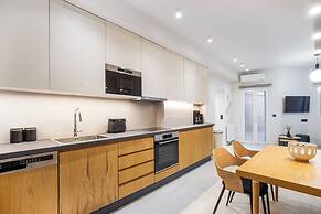 Plaka Clio Apartment by A&A Residencies