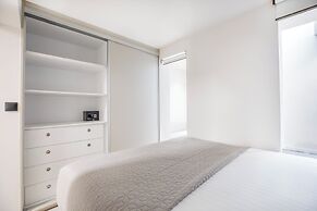 Plaka Clio Apartment by A&A Residencies