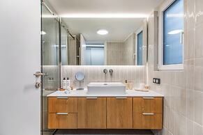 Plaka Clio Apartment by A&A Residencies