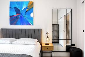 Plaka Clio Apartment by A&A Residencies