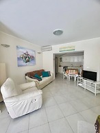 Delightful Villa With Garden and Pool in Albarella