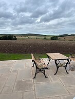 The Blacksmiths Shop hot tub Cottage