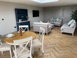 The Blacksmiths Shop hot tub Cottage