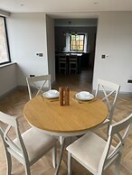 The Blacksmiths Shop hot tub Cottage