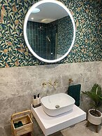 The Blacksmiths Shop hot tub Cottage