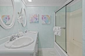 Green Reef #7- Emerald Horizon