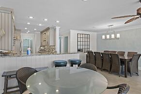 Green Reef #7- Emerald Horizon