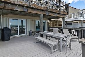 Green Reef #7- Emerald Horizon