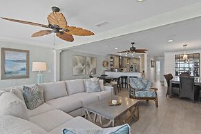 Green Reef #7- Emerald Horizon