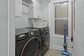 Green Reef #7- Emerald Horizon