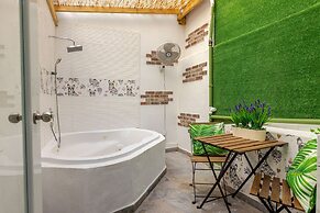 City Beach Apartments