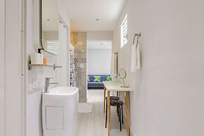 City Beach Apartments