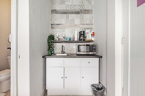 City Beach Apartments