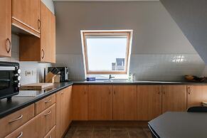 Huswell - Comfortable Apartment With Scenic Views