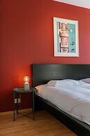 Huswell - Comfortable Apartment With Scenic Views