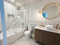 Charline at Shoreline Villas