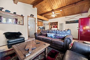 A Beary Cute Cabin
