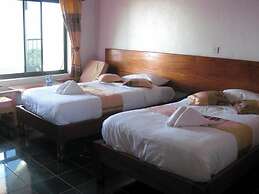 Capital Hill Lodge