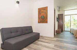 Tropical Elegance Studio CondoHotel