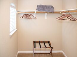 Austin Charm Home by The Key Rentals