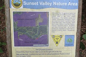 Austin Charm Home by The Key Rentals