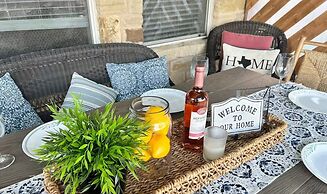 Austin Charm Home by The Key Rentals