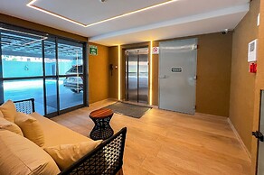 Intermares Quartz Studio 150m Praia