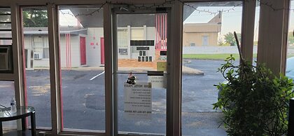 Bama Motel Mobile I-65