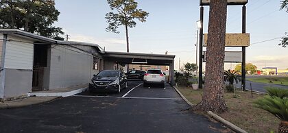 Bama Motel Mobile I-65