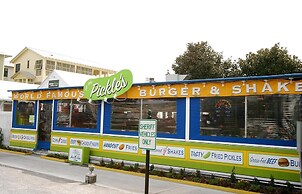 Blue Mountain Beach Villas 5B