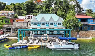 Adra Hostel Peten