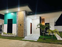 the Landing Villas Rentals