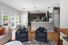 Rare 2BR in Prime Location