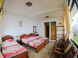 Hill Safari Eco Lodge