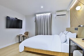 Brown Dot Hotel Gumi Okgye Branch